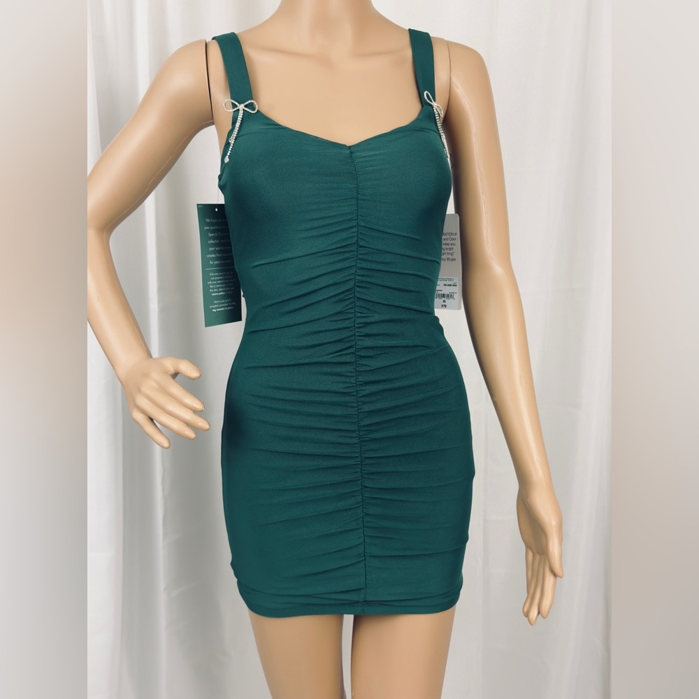 Chic Evergreen Ruched Bodycon Mini Dress with Crystal Bows.    Junior Sizes. NWT